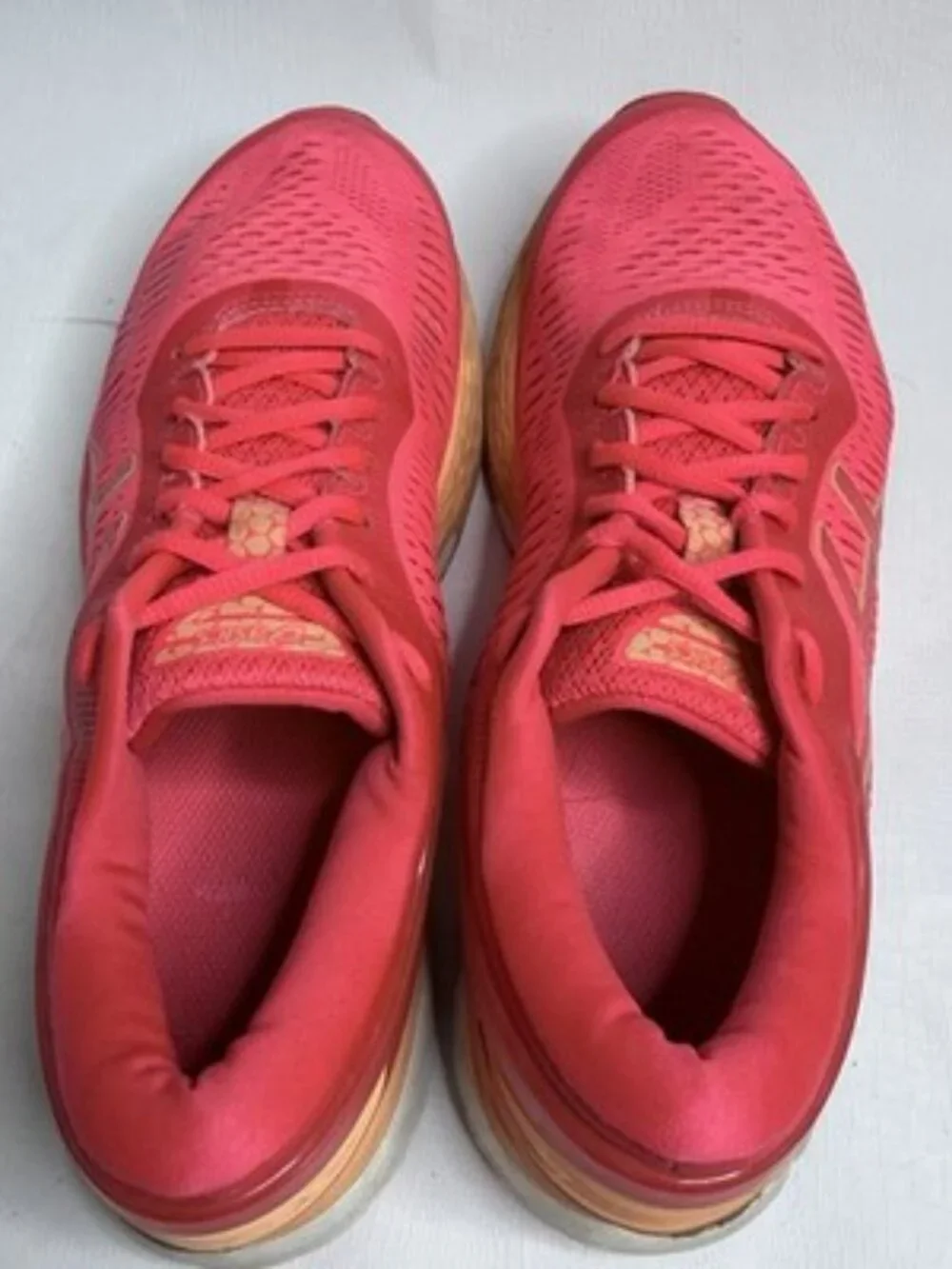 ASICS Womens Size 10 Gel Kayano 25  Running Shoes Comfort Walking Sneakers